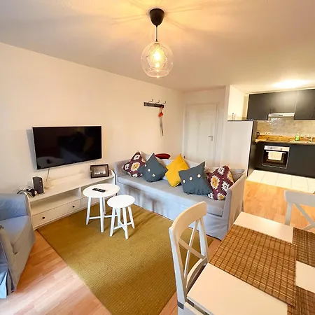 2 Mit Terrasse Und Tiefgaragenstellplatz In Zentrum Von Appartement