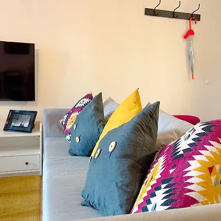 2 Mit Terrasse Und Tiefgaragenstellplatz In Zentrum Von Leipzig