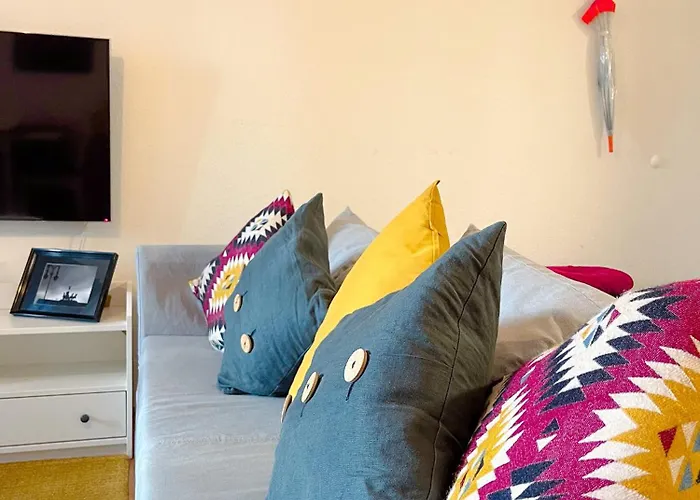 2 Mit Terrasse Und Tiefgaragenstellplatz In Zentrum Von Leipzig